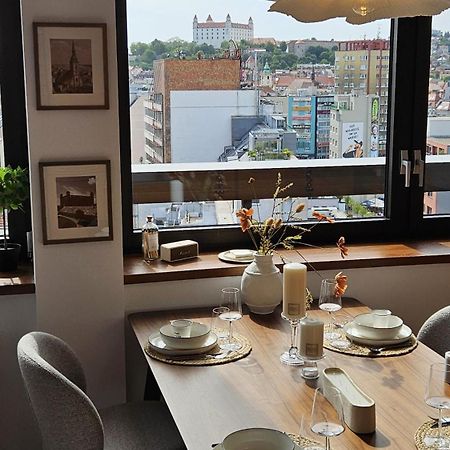 Panorama View Design Apt In Old Town - Free Parking Bratislava Exterior photo
