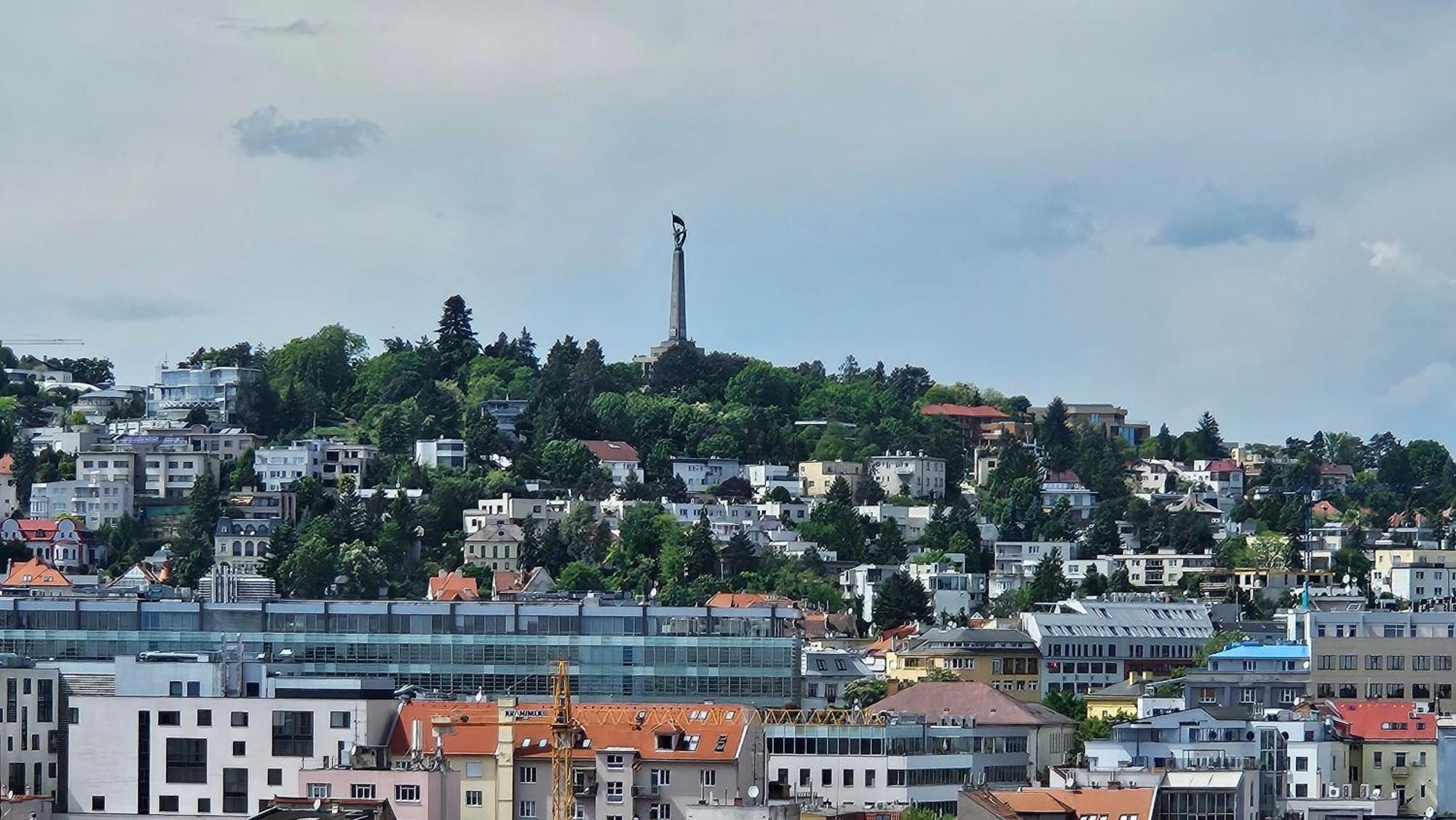 Panorama View Design Apt In Old Town - Free Parking Bratislava Exterior photo